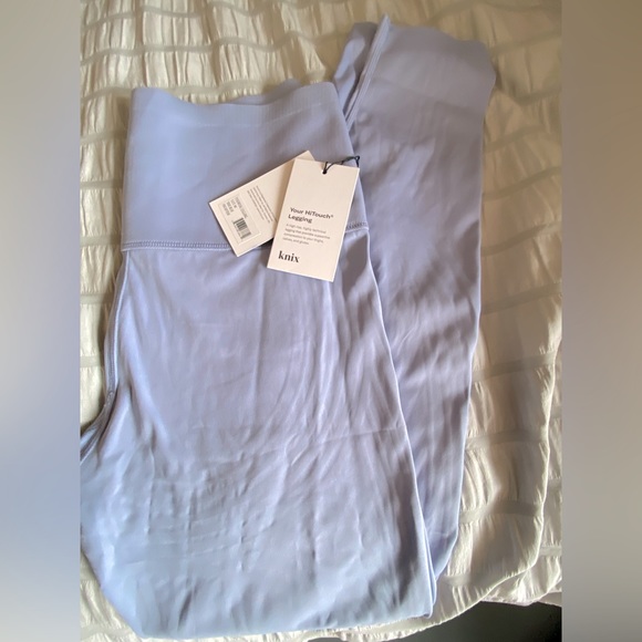 Knix compression leggings size medium, periwinkle blue. New with tags - Picture 1 of 3